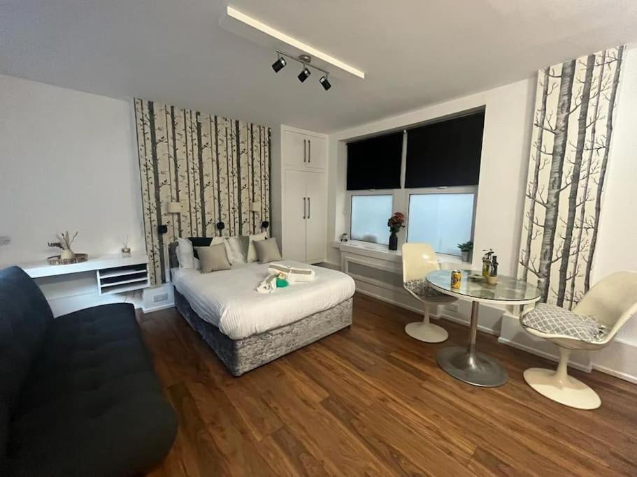 Tree Studio Apartment Barbican F3 Londres Exterior foto