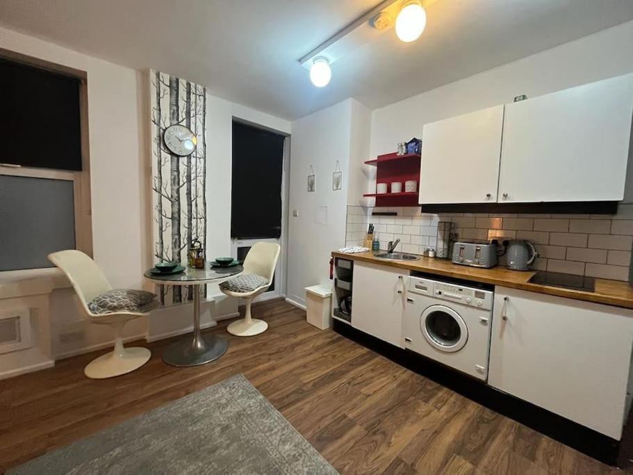 Tree Studio Apartment Barbican F3 Londres Exterior foto