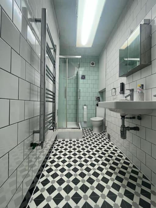 Tree Studio Apartment Barbican F3 Londres Exterior foto